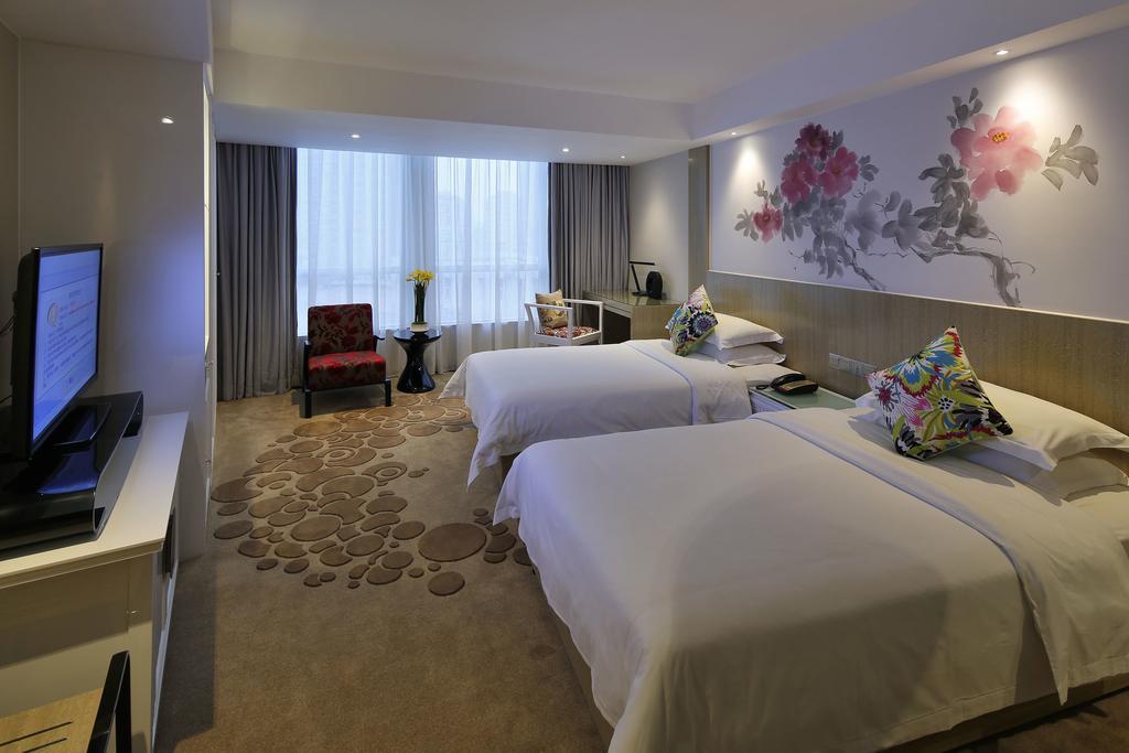 Paco Hotel Beijing Road Pedestrian Street Tuanyida Metro Canton Esterno foto